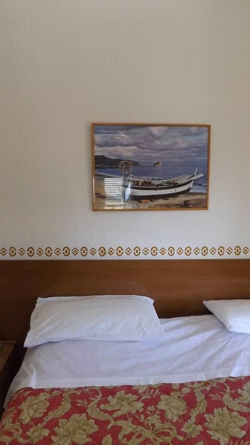 Hotel Azzurro Varazze Exterior photo